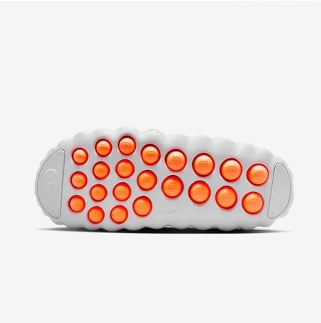Nike Mind 001