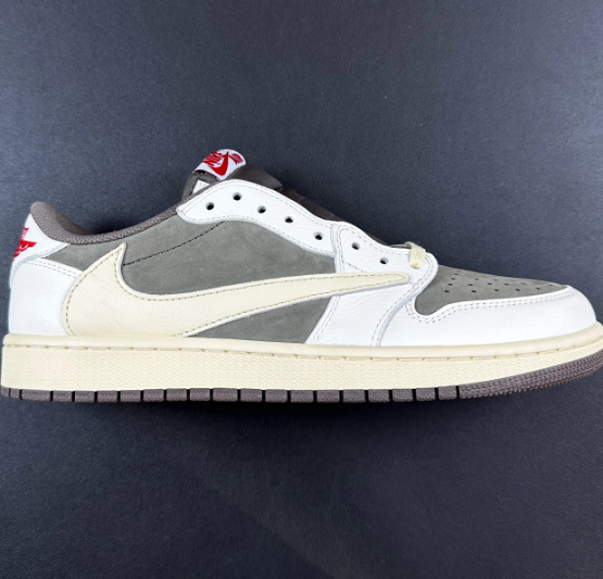 Sneakers Travis Scott Limited
