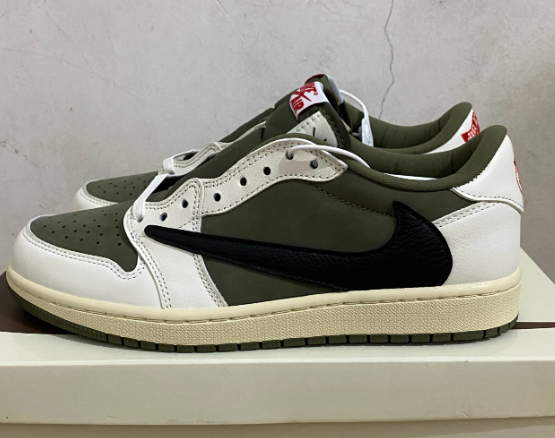 Sneakers Travis Scott Limited